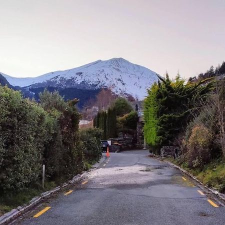Awesome Studio - Amazing Mountain & Lake Views ควีนส์ทาวน์ ภายนอก รูปภาพ